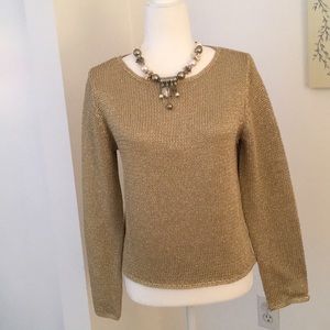 Scoop neck gold knit top